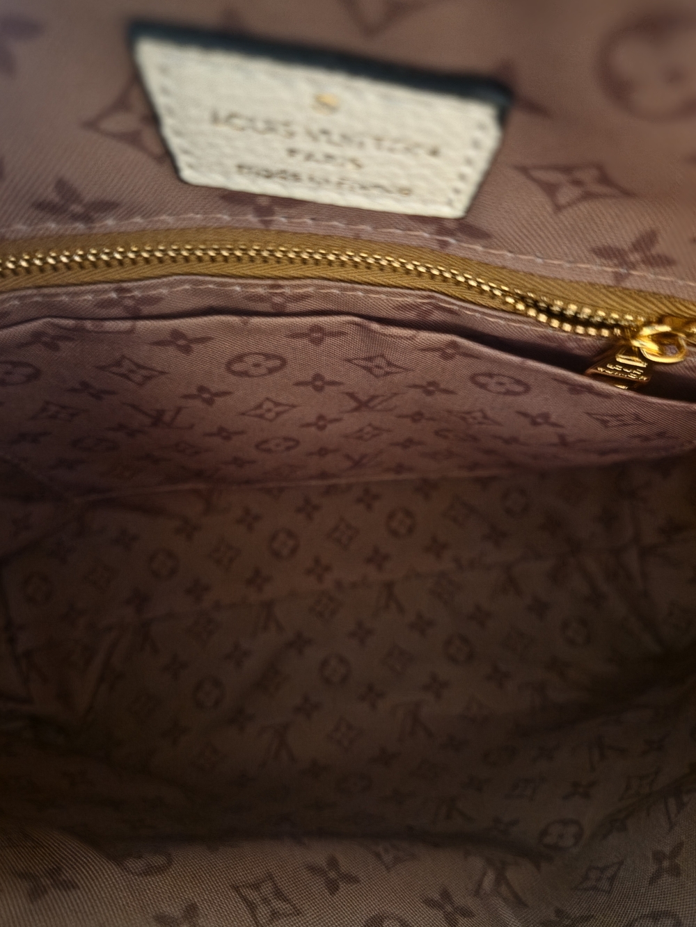 Unbranded Monogram Off White Bag, With 2 Straps and Matching Wallet - Picture 7 of 13